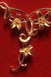 《羊蹄山之魂》新预告 展示双刀战斗与狼伙伴机制